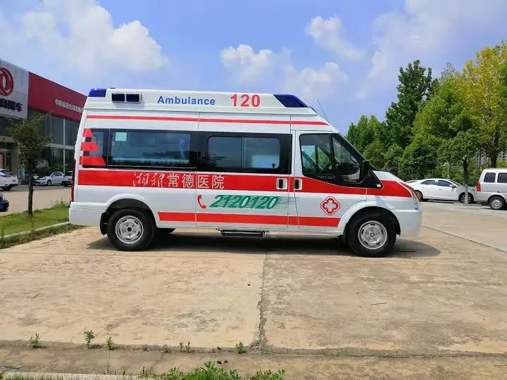 阜康市救护车出租案例